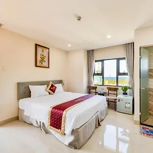 Hong Chau Da Nang
